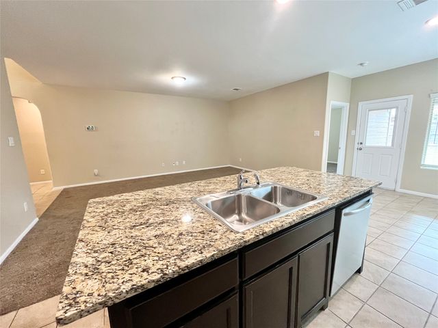 629 Mud Lake Trail, Fort Worth, TX 76120