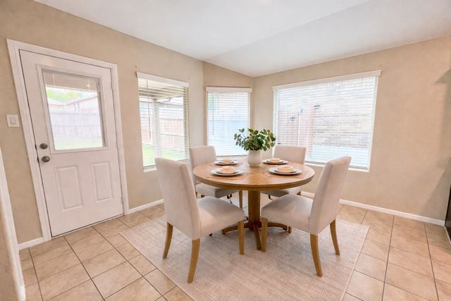 629 Mud Lake Trail, Fort Worth, TX 76120