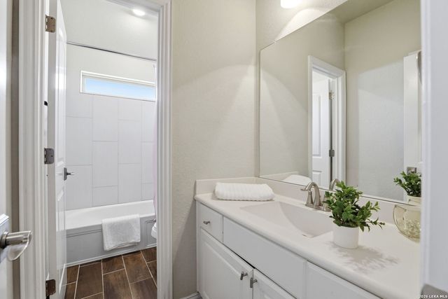 8914 Fowler Hill, Fair Oaks Ranch, TX 78015