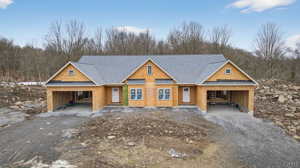 4A Free Fall Lane, Onondaga, NY 13215