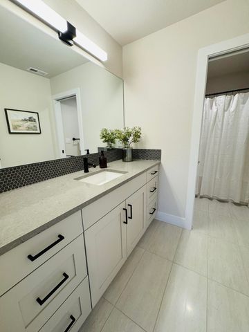 21405 SE Krakatoa Court Lot 106, Bend, OR 97702