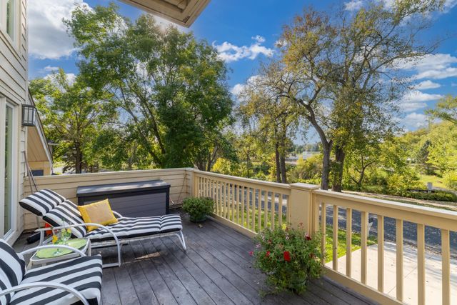 9409 Yukon Avenue S, Bloomington, MN 55438
