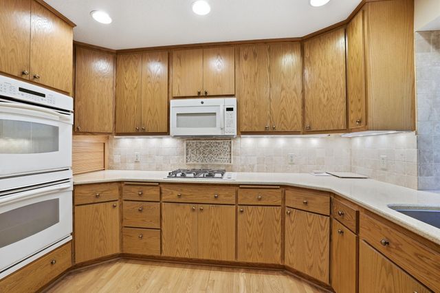 9409 Yukon Avenue S, Bloomington, MN 55438