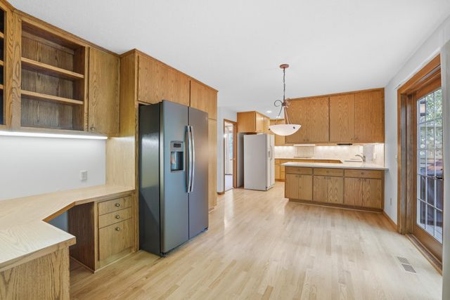 9409 Yukon Avenue S, Bloomington, MN 55438