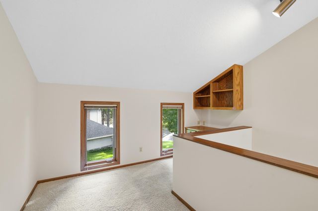 9409 Yukon Avenue S, Bloomington, MN 55438