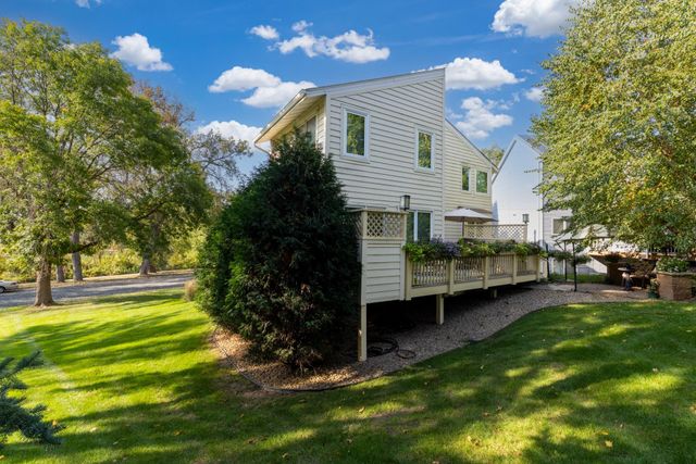 9409 Yukon Avenue S, Bloomington, MN 55438