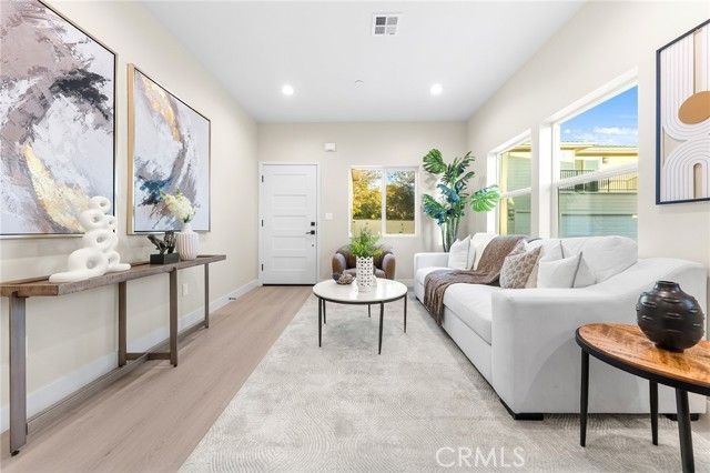 644 W Grand Avenue, Pomona, CA 91766