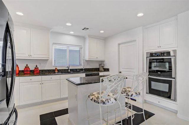 29 Marble Apex Avenue, North Las Vegas, NV 89031