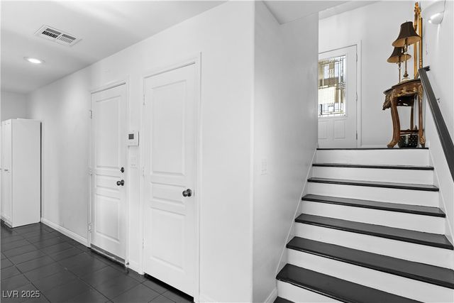 29 Marble Apex Avenue, North Las Vegas, NV 89031