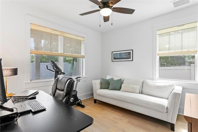 213 W ELM STREET, Tampa, FL 33604