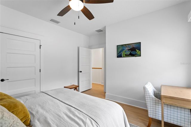 213 W ELM STREET, Tampa, FL 33604