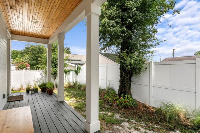 213 W ELM STREET, Tampa, FL 33604