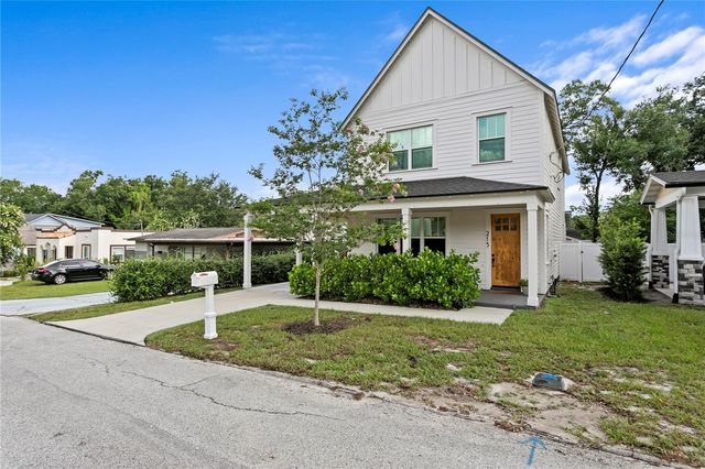 213 W ELM STREET, Tampa, FL 33604