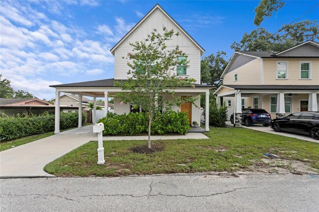 213 W ELM STREET, Tampa, FL 33604