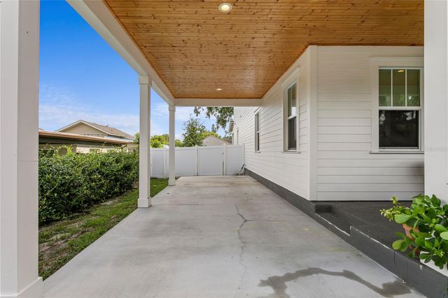 213 W ELM STREET, Tampa, FL 33604
