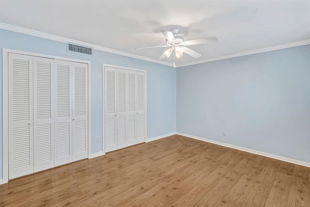 3809 N Braeswood Boulevard 30, Houston, TX 77025