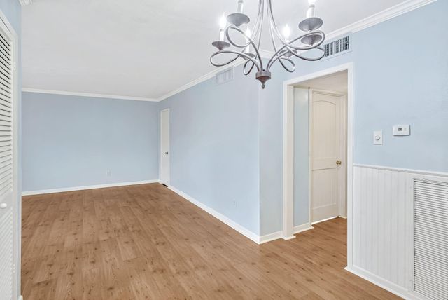 3809 N Braeswood Boulevard 30, Houston, TX 77025