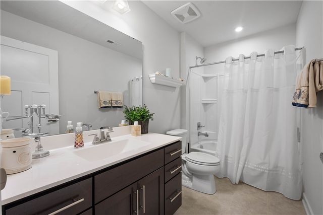 254 Regency Drive, North Strabane, PA 15330