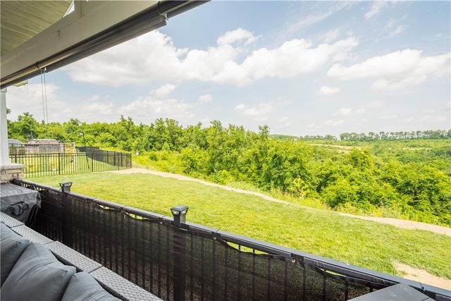 254 Regency Drive, North Strabane, PA 15330