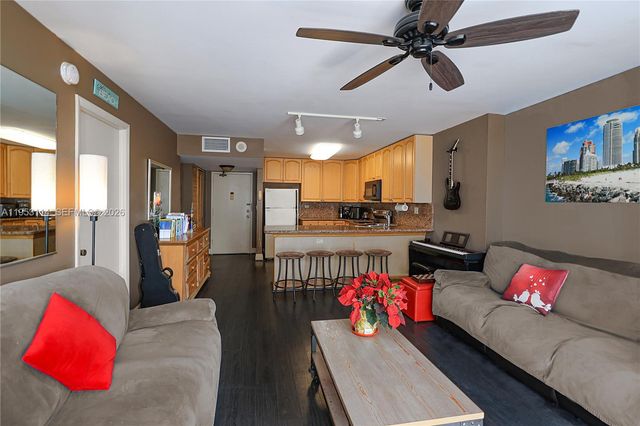 345 Ocean Dr 714, Miami Beach, FL 33139