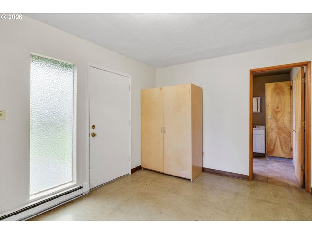 3000 Ne 89TH Ave, Portland, OR 97220