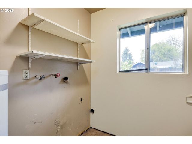 3000 Ne 89TH Ave, Portland, OR 97220