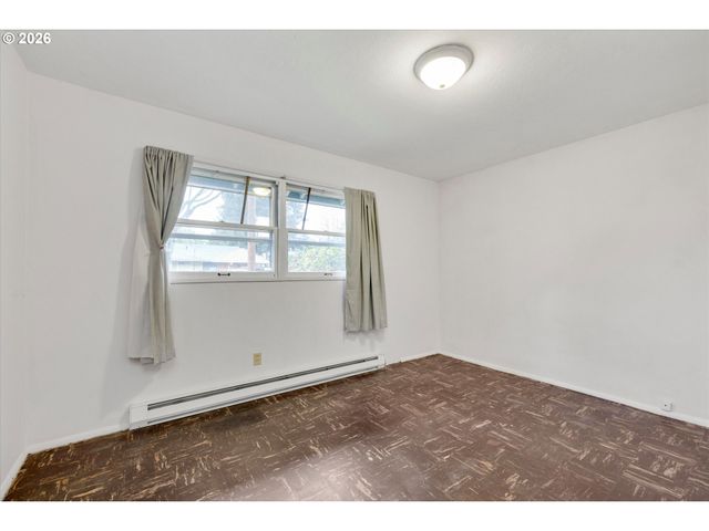 3000 Ne 89TH Ave, Portland, OR 97220