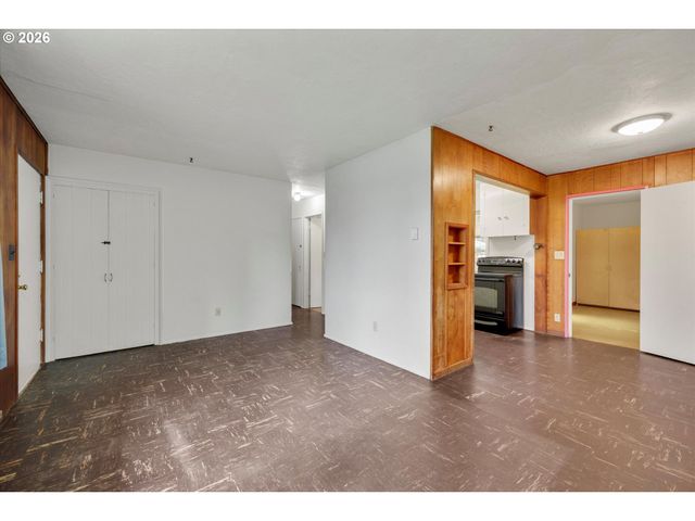 3000 Ne 89TH Ave, Portland, OR 97220