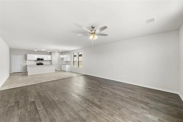 2845 Rose Heath Lane, Fort Worth, TX 76108