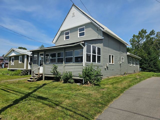 37 Waller Street, Piercefield, NY 12973