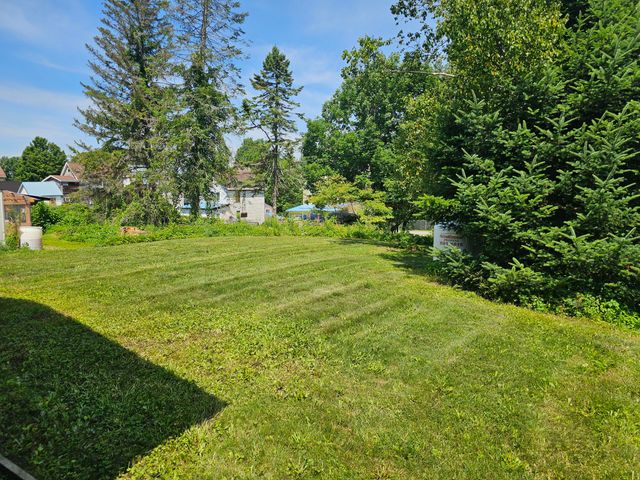 37 Waller Street, Piercefield, NY 12973