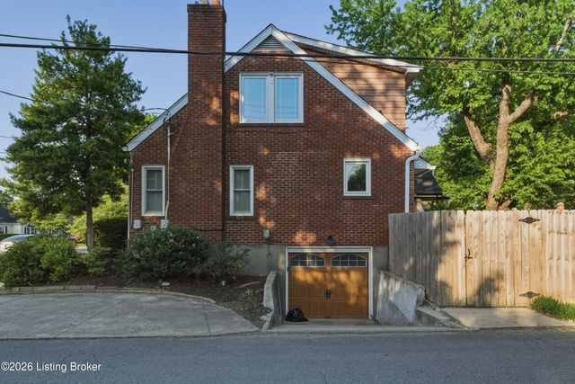 3923 Grandview Ave, Louisville, KY 40207