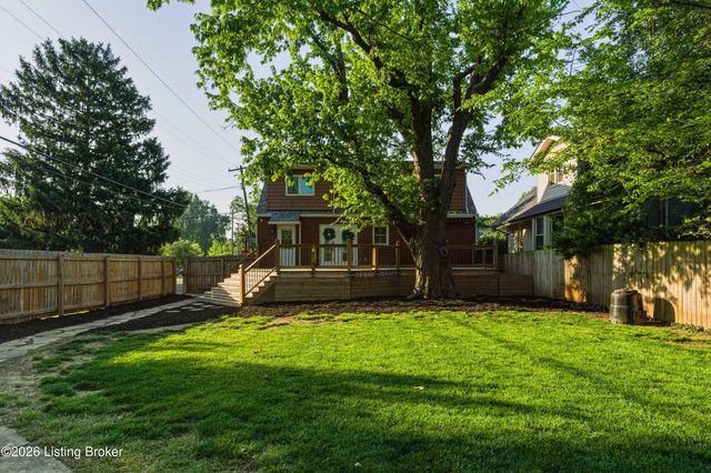 3923 Grandview Ave, Louisville, KY 40207
