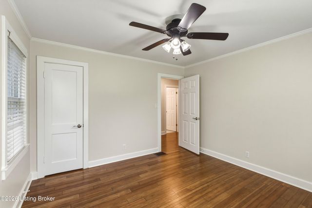 3923 Grandview Ave, Louisville, KY 40207