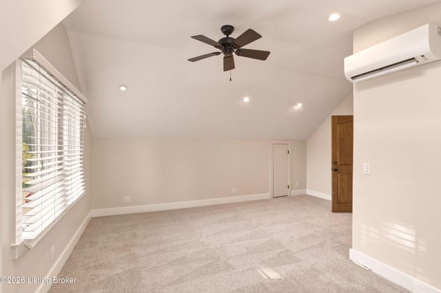 3923 Grandview Ave, Louisville, KY 40207