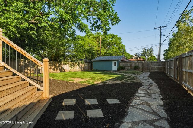 3923 Grandview Ave, Louisville, KY 40207