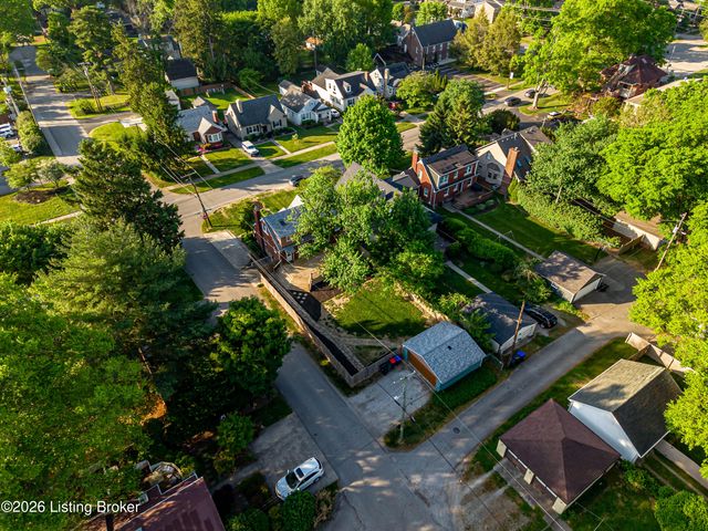 3923 Grandview Ave, Louisville, KY 40207