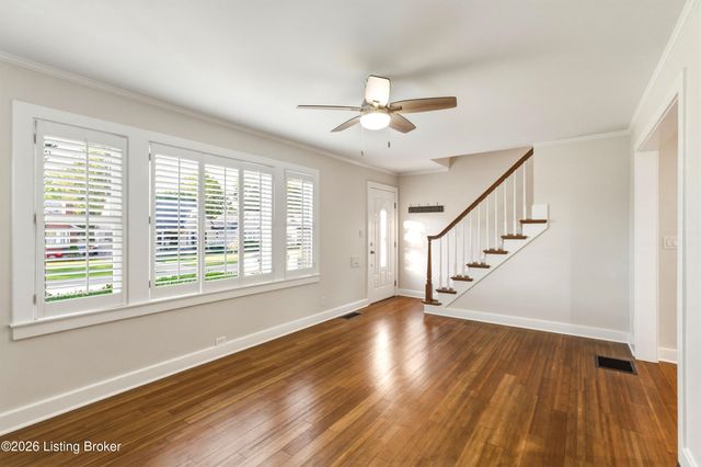3923 Grandview Ave, Louisville, KY 40207
