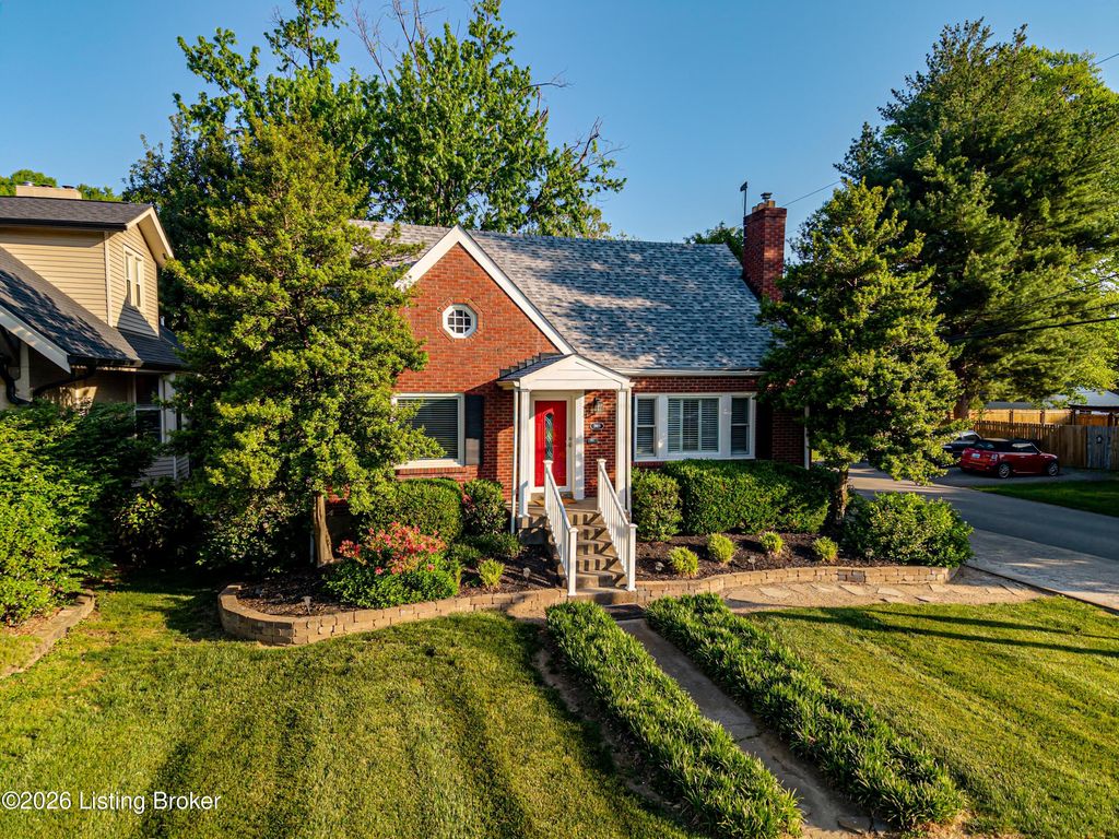 3923 Grandview Ave, Louisville, KY 40207
