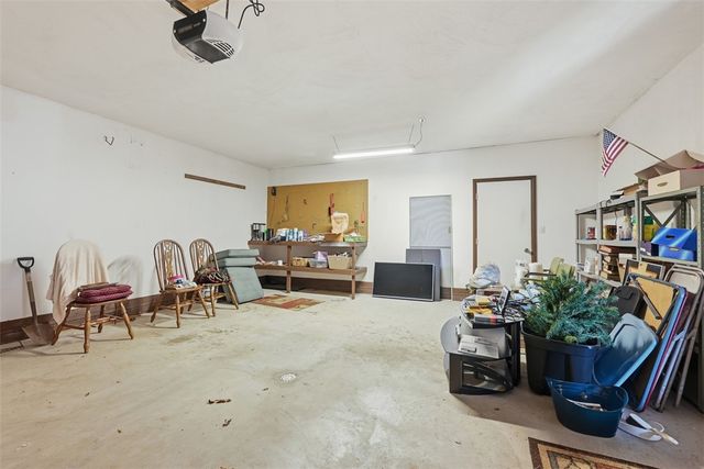 2586 Paige, Lower Burrell, PA 15068