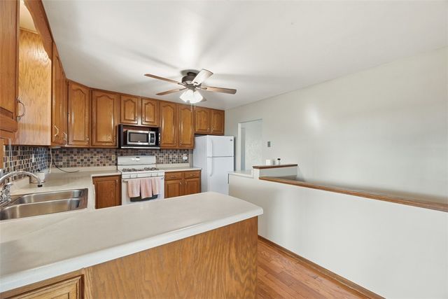 2586 Paige, Lower Burrell, PA 15068