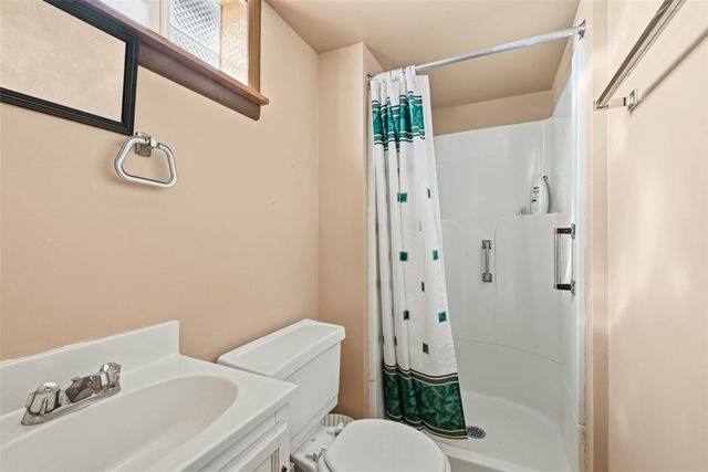 2586 Paige, Lower Burrell, PA 15068