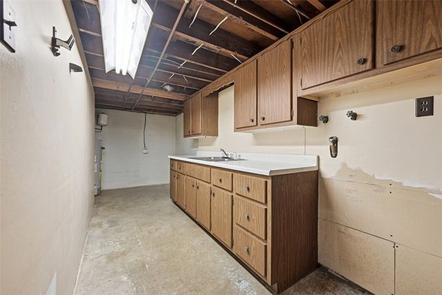 2586 Paige, Lower Burrell, PA 15068