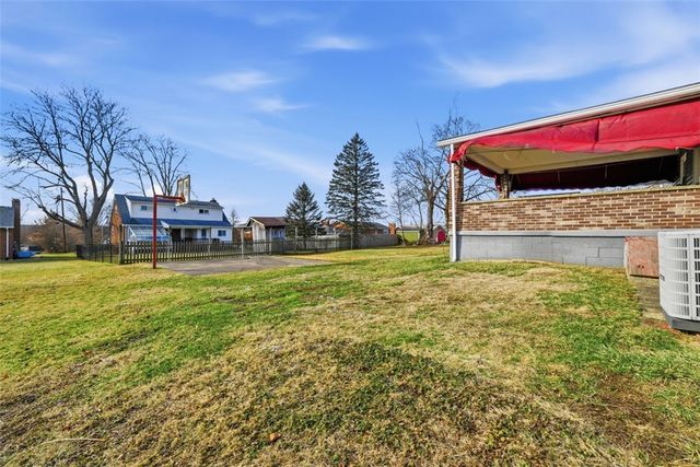 2586 Paige, Lower Burrell, PA 15068