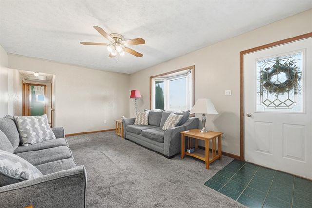 2586 Paige, Lower Burrell, PA 15068