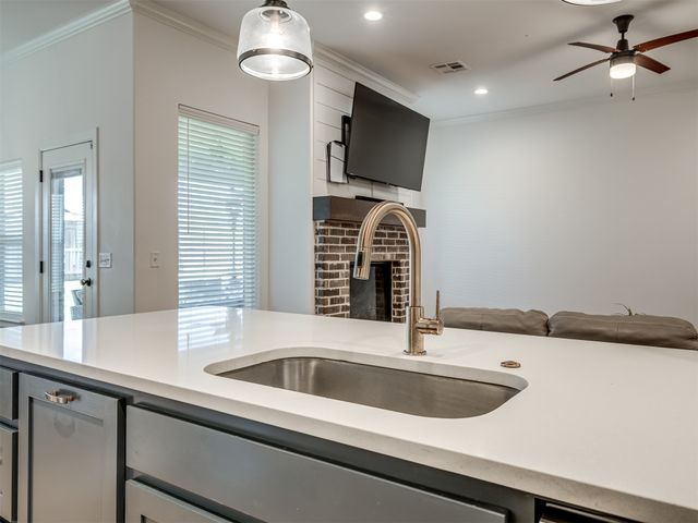 616 126th Street S, Jenks, OK 74037