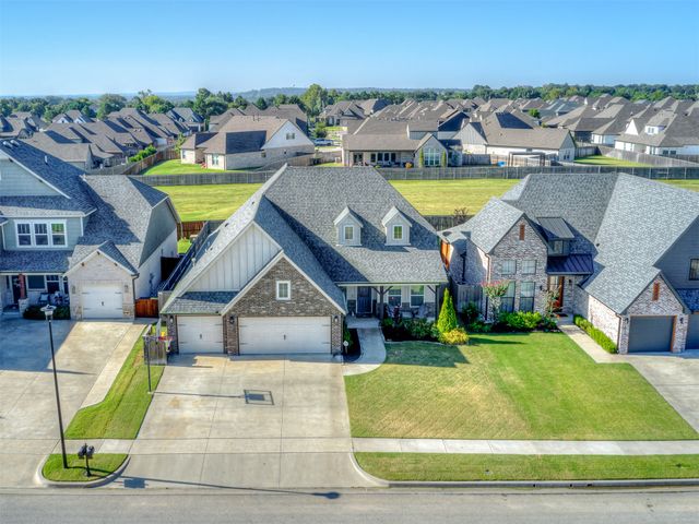 616 126th Street S, Jenks, OK 74037