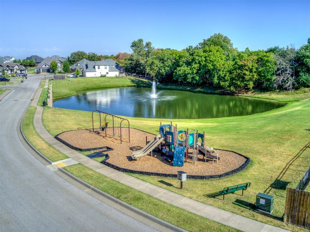 616 126th Street S, Jenks, OK 74037