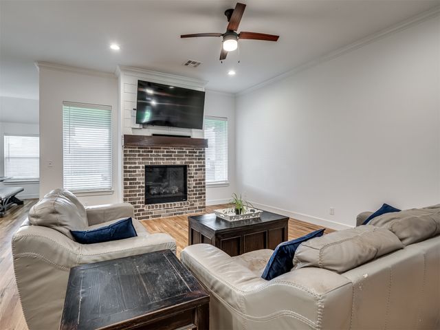 616 126th Street S, Jenks, OK 74037