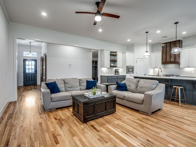 616 126th Street S, Jenks, OK 74037
